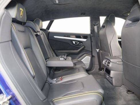 Used 2021 Lamborghini Urus image 18