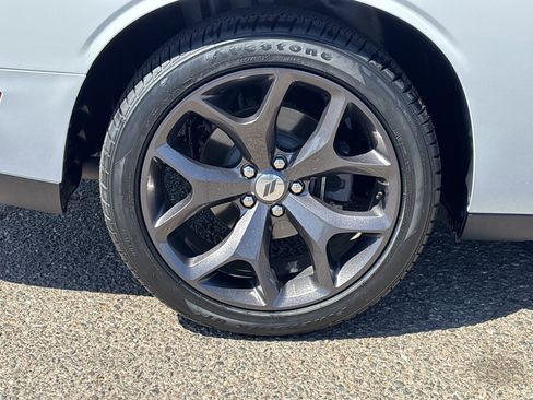 Used 2019 Dodge Challenger SXT w/ Plus Package RWD image 8