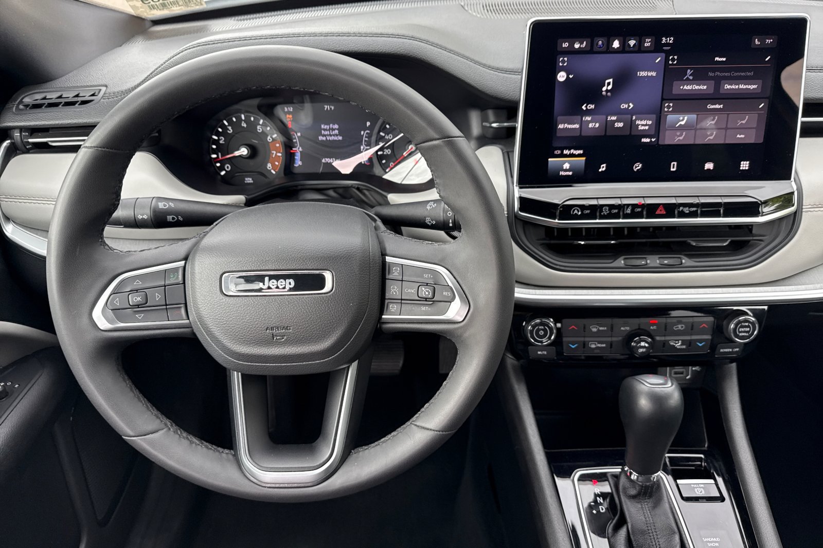 Used 2025 Jeep Compass Limited AWD/4WD image 15