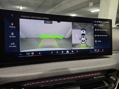 New 2026 BMW 330i xDrive Sedan w/ Premium Package image 17