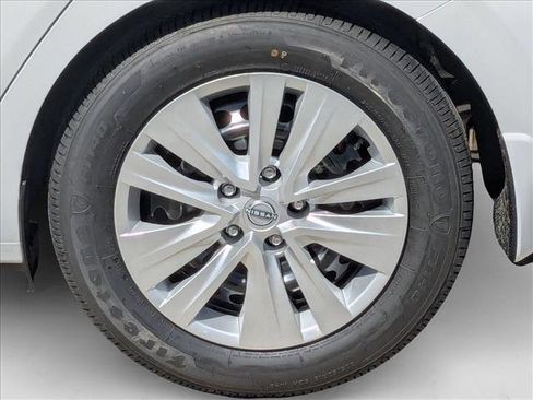 New 2025 Nissan Sentra S image 9