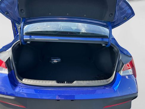 Used 2025 Hyundai Elantra Sport FWD image 19