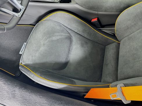 New 2026 McLaren Artura RWD image 23