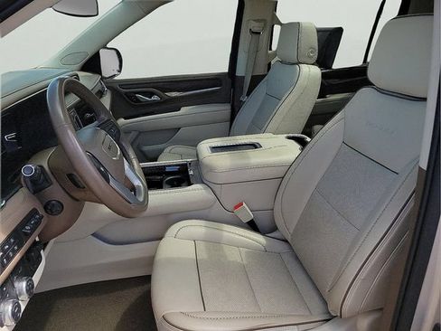 Used 2023 GMC Yukon XL Denali w/ Max Trailering Package AWD/4WD image 17