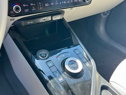 Certified 2023 Kia Niro Wind w/ Wind Preserve Package FWD image 20
