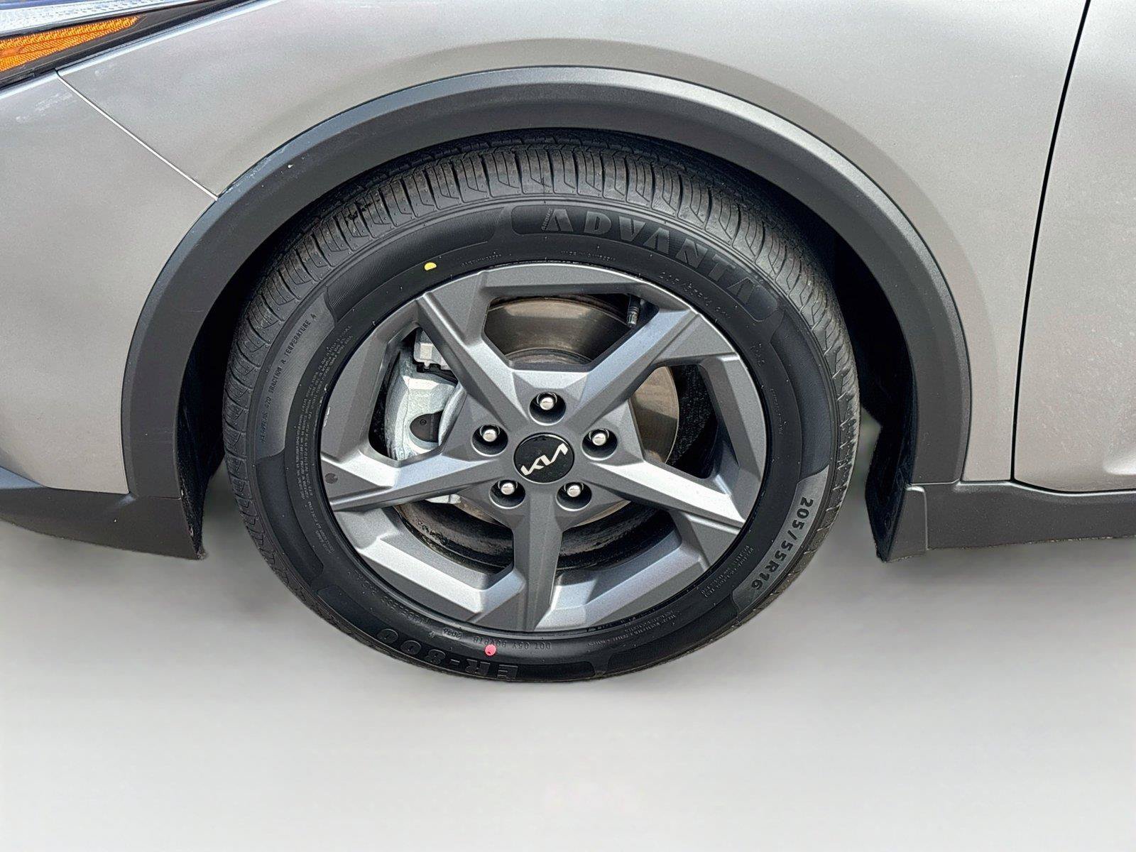 Used 2025 Kia K4 FWD image 28