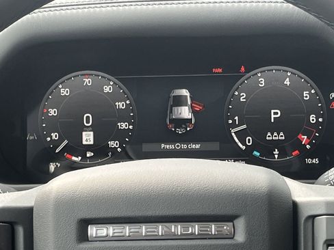 Used 2025 Land Rover Defender 110 S image 18