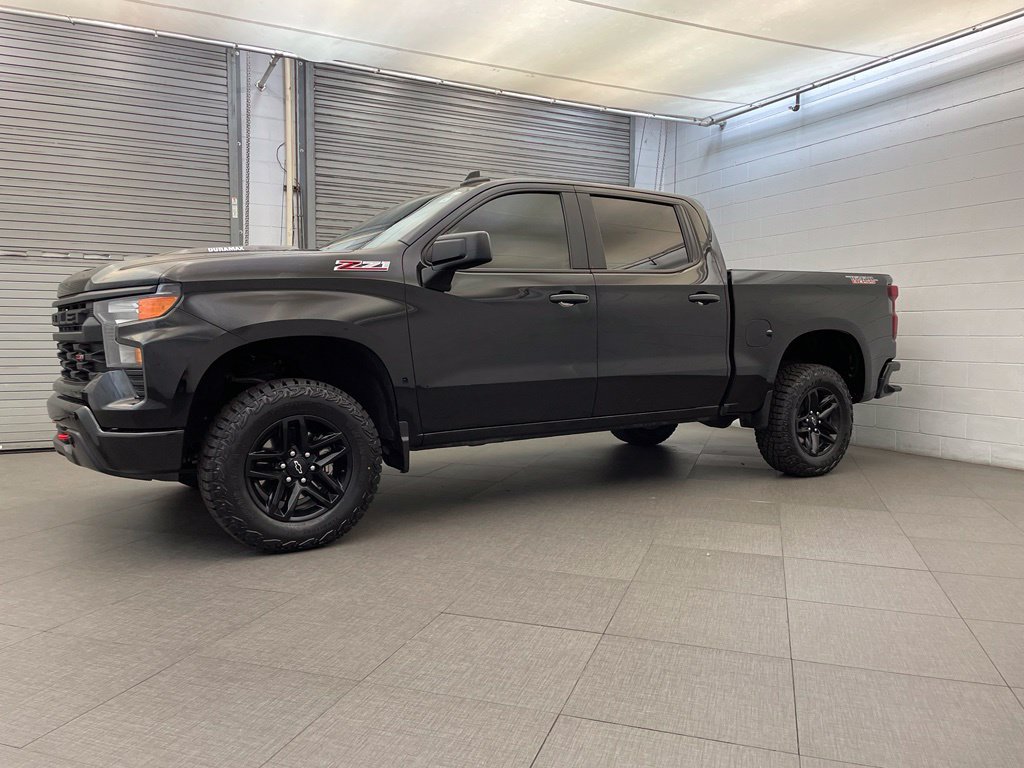 Used 2025 Chevrolet Silverado 1500 Custom Trail Boss AWD/4WD image 5