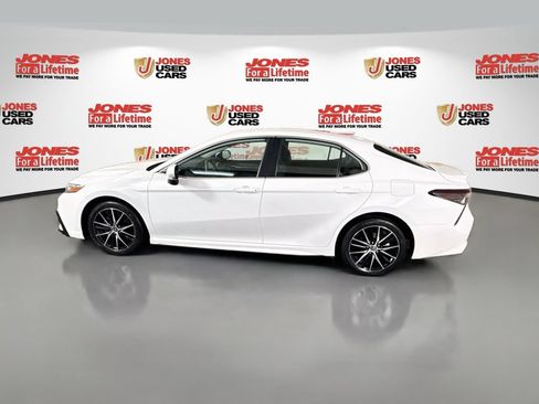 Certified 2024 Toyota Camry SE w/ Cold Weather Package FWD image 13