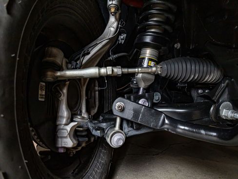 Used 2022 Toyota Tundra SR5 w/ Convenience Package image 12