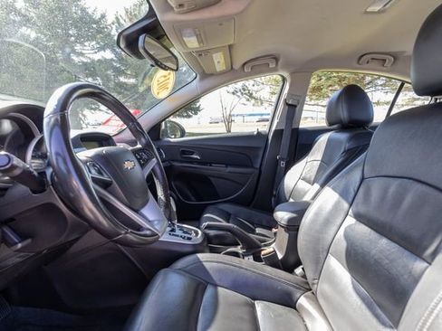 Used 2015 Chevrolet Cruze LT FWD image 10