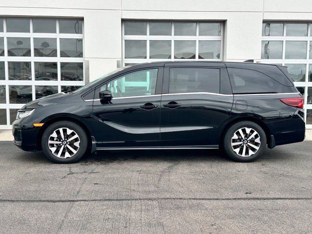 Used 2025 Honda Odyssey EX-L image 3