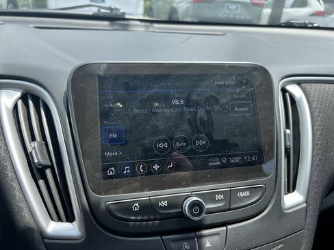 Used 2024 Chevrolet Malibu LT FWD image 23