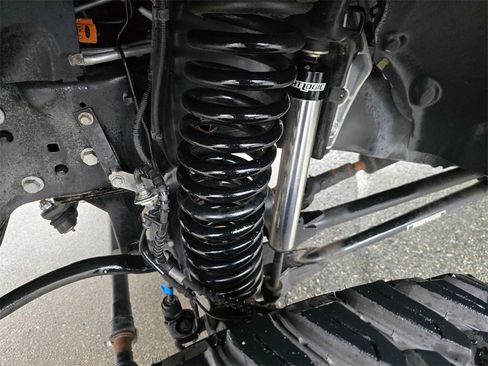 Used 2020 Ford F450 Platinum w/ Camper Package image 19