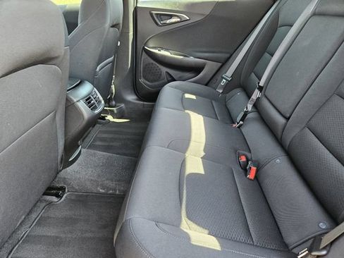 Used 2025 Chevrolet Malibu LT FWD image 30