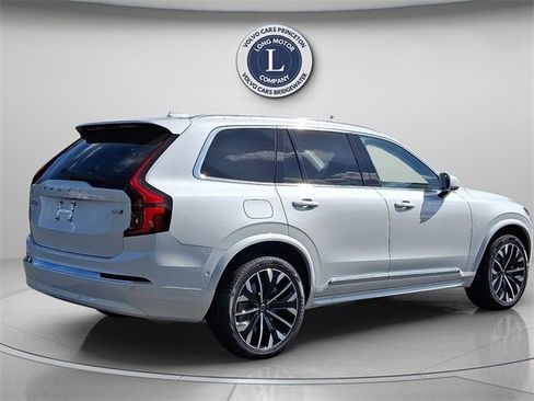 New 2026 Volvo XC90 B6 Ultra image 4