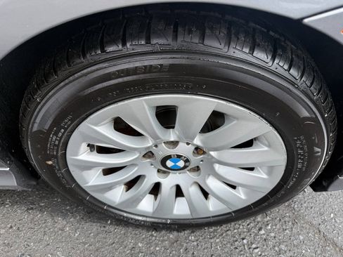 Used 2009 BMW 328i xDrive Sedan AWD/4WD image 12