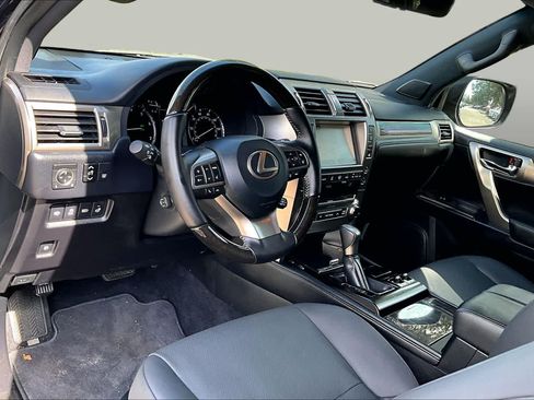 Used 2021 Lexus GX 460 Premium w/ Premium Package AWD/4WD image 17