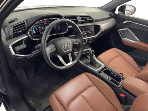 Used 2024 Audi Q3 2.0T Premium Plus w/ Premium Plus Package image 4