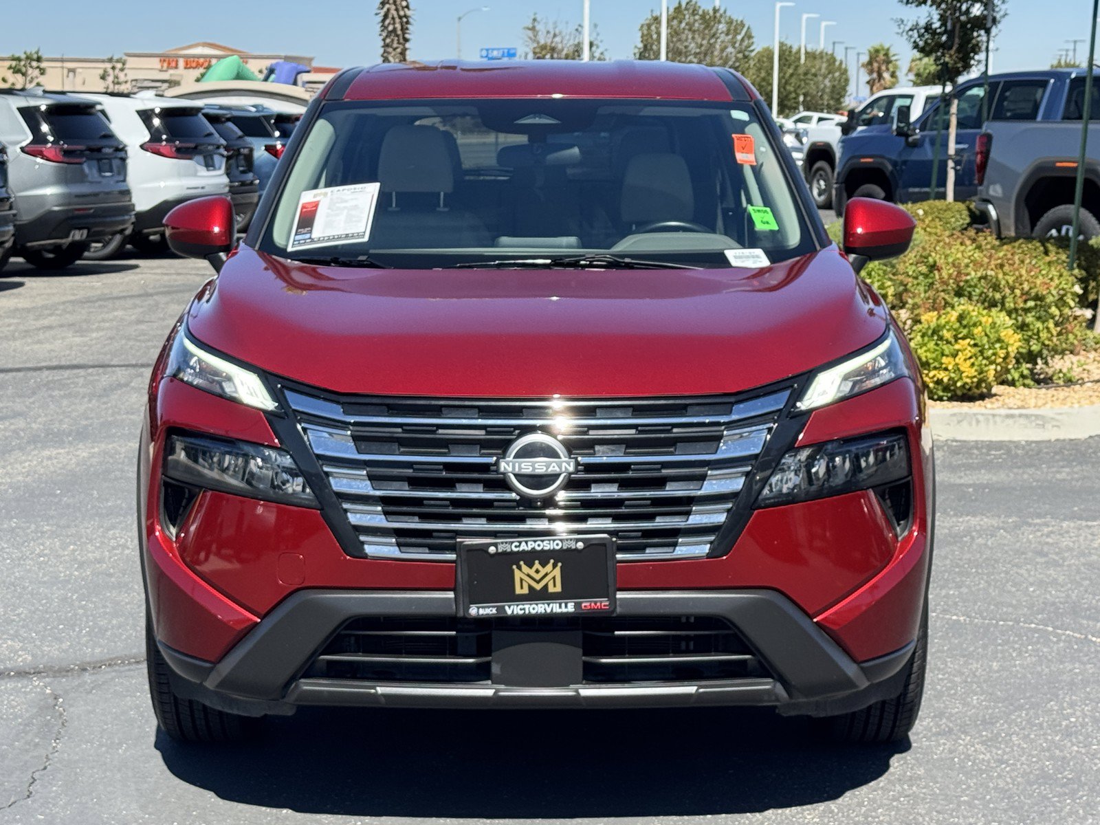 Used 2025 Nissan Rogue SV AWD/4WD image 2