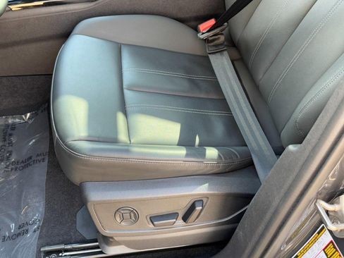 Used 2025 Audi Q5 Premium Plus w/ Premium Plus image 23