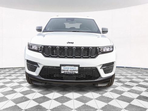 New 2025 Jeep Grand Cherokee Altitude AWD/4WD image 13