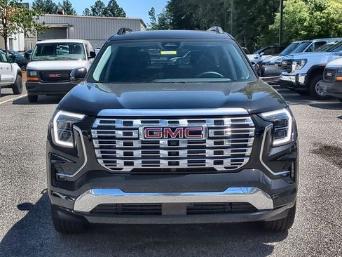 Used 2026 GMC Terrain Denali AWD/4WD image 3