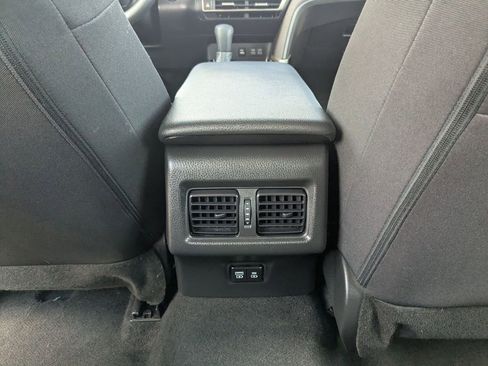 Used 2025 Toyota Camry LE FWD image 27