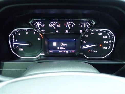 Used 2023 GMC Sierra 2500 AT4 w/ AT4 Preferred Package AWD/4WD image 26