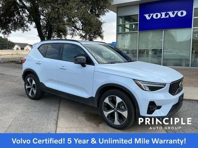 Certified 2025 Volvo XC40 B5 Plus