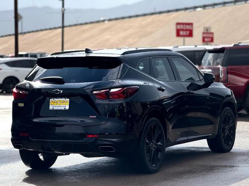 Used 2022 Chevrolet Blazer RS w/ Enhanced Convenience Package image 7