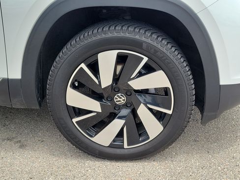 Used 2024 Volkswagen Atlas Cross Sport SEL AWD/4WD image 7