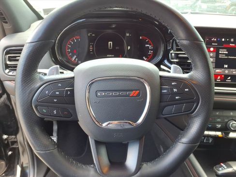 Used 2025 Dodge Durango GT AWD/4WD image 11