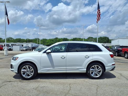 Used 2023 Audi Q7 3.0T Premium Plus AWD/4WD image 24