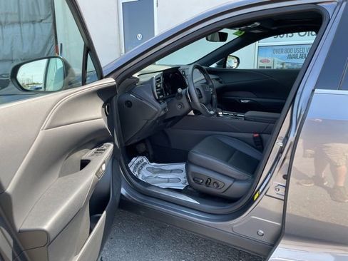 Used 2023 Lexus RX 350 Premium w/ Accessory Package AWD/4WD image 8