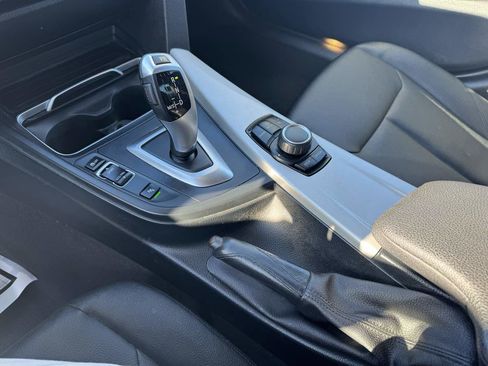 Used 2016 BMW 320i Sedan image 33