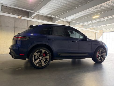 Used 2023 Porsche Macan S AWD/4WD image 8
