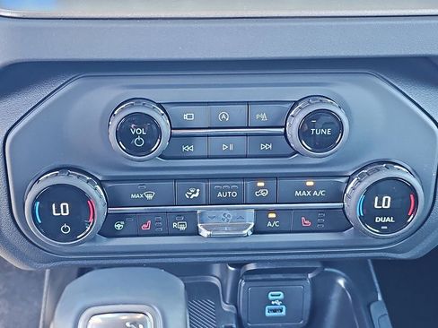 New 2025 Ford Bronco Outer Banks image 20