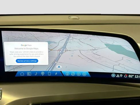 New 2026 Cadillac Vistiq Sport AWD/4WD image 11