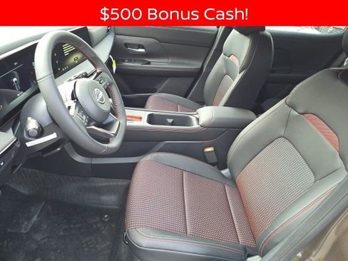 New 2026 Nissan Kicks SR image 4