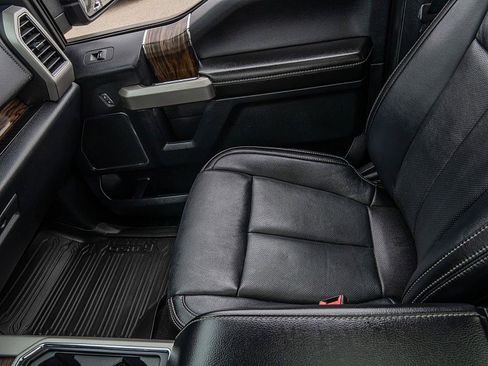 Used 2020 Ford F150 Lariat w/ Equipment Group 502A Luxury AWD/4WD image 29