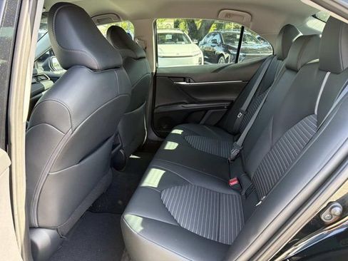 Certified 2024 Toyota Camry SE FWD image 14