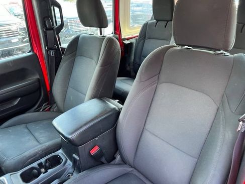 Used 2022 Jeep Wrangler Unlimited Sport AWD/4WD image 15