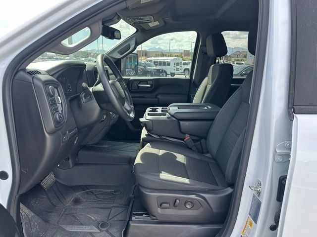 Certified 2025 Chevrolet Silverado 2500 Custom w/ Custom Value Package AWD/4WD image 16