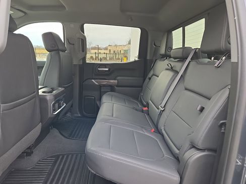 Used 2022 Chevrolet Silverado 1500 LTZ image 10