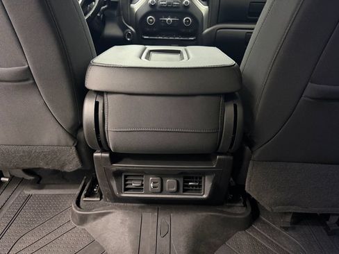 Used 2019 Chevrolet Silverado 1500 LT w/ All-Star Edition AWD/4WD image 28