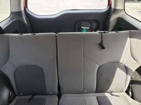 Used 2013 Nissan Xterra X RWD image 18