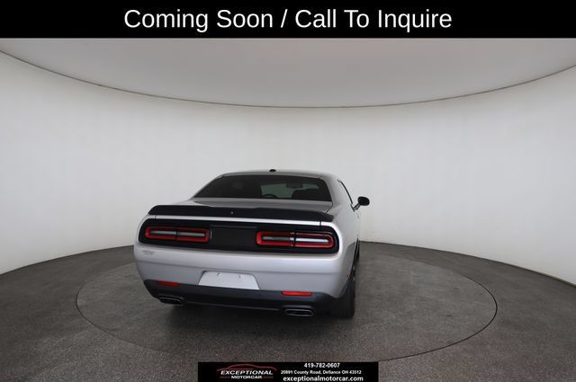 Used 2020 Dodge Challenger R/T w/ Driver Convenience Group RWD image 17