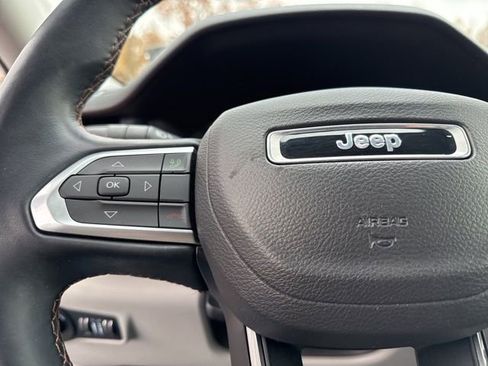 Used 2022 Jeep Compass Limited image 35