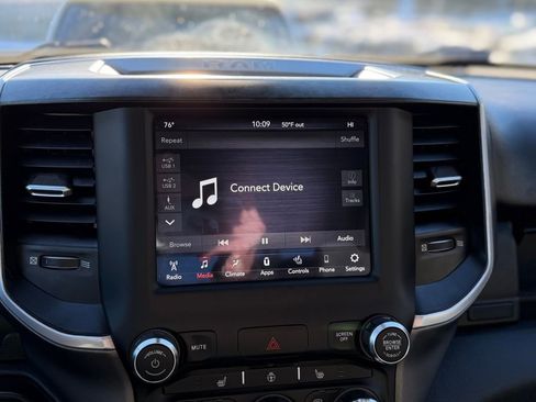 Used 2021 RAM 1500 Big Horn image 16